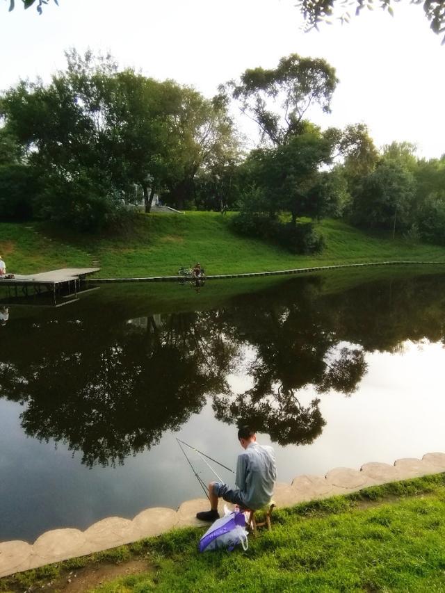 震撼来袭:湖人宣布裁掉两人,詹姆斯鼓励穆雷-pg国际008国际官网(图1) pg国际008国际官网