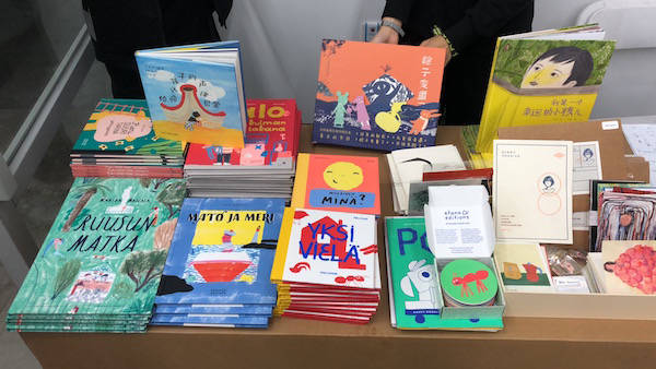 “008pg国际版官网入口”
上海艺术书展开幕:纸张间的温度与艺术 触手可及(图7) “008pg国际版官网入口”
上海艺术书展开幕:纸张间的温度与艺术 触手可及(图7)